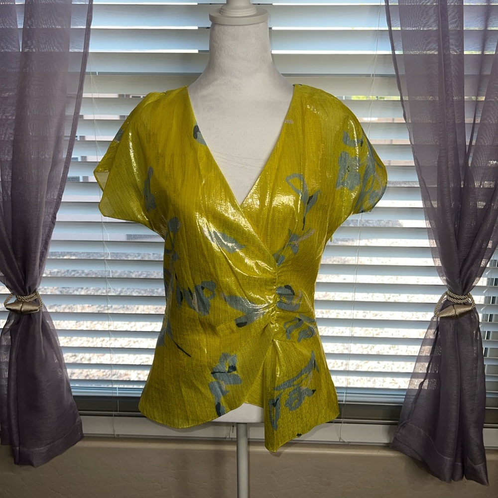 NWT Women’s Tanya Taylor Shimmer Yellow Wrap Blouse with V-Neck and Cap Sleeves